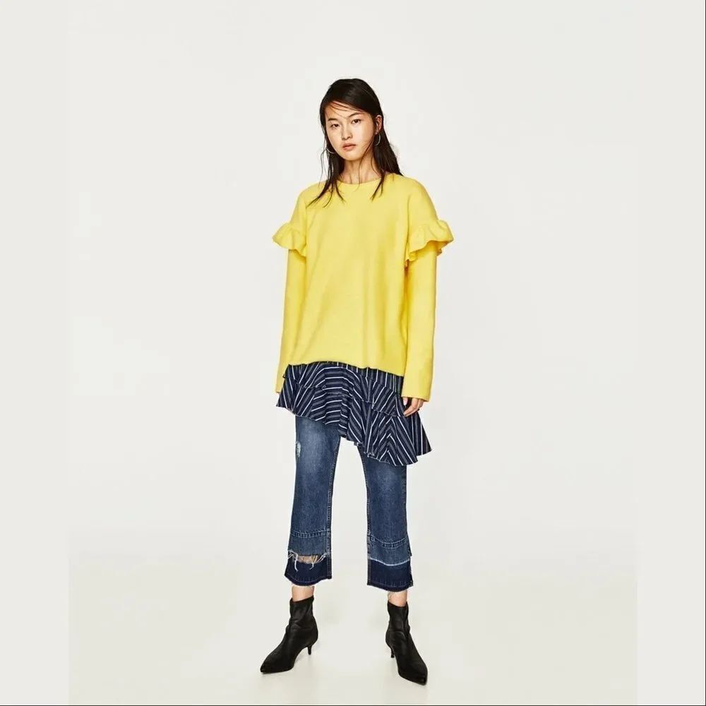 ✨ZARA SOFT SWEATSHIRT WITH FRILLS✨